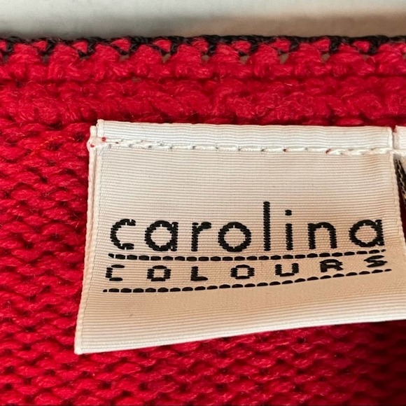 Vintage red black floral embroidered beaded button front cardigan sweater - Picture 5 of 9